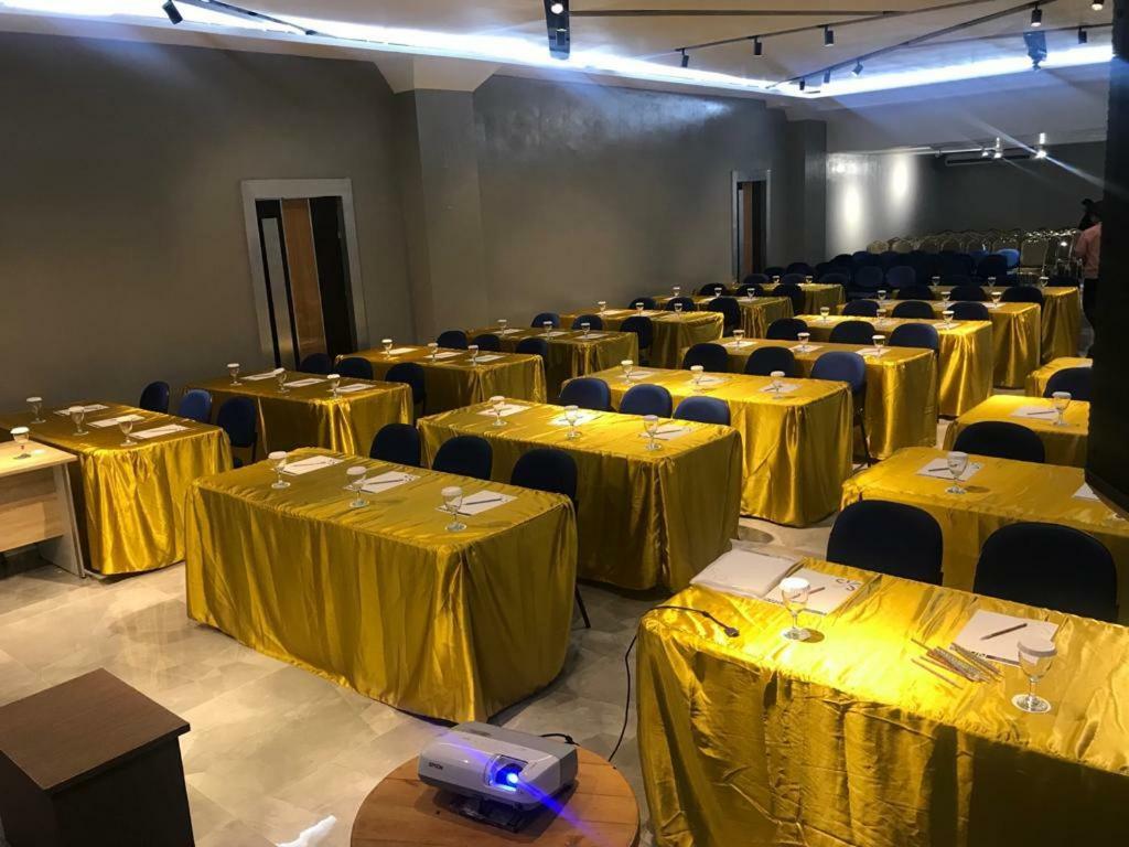 Heavenly Land Family Hotel פאלמבאנג מראה חיצוני תמונה